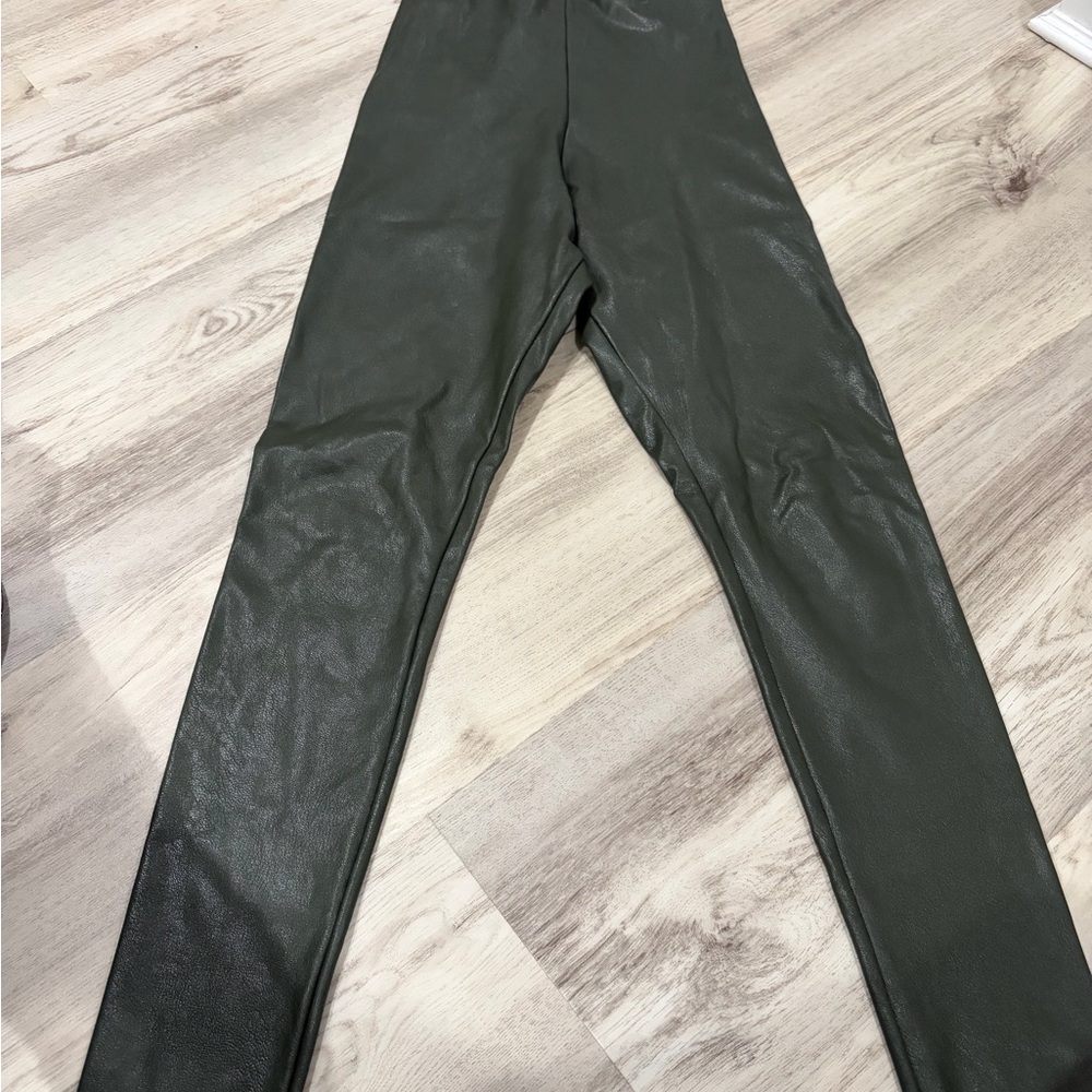 Commando Olive Skinny Pants